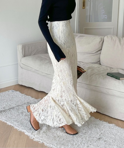 emi+(エミプラス)の「花柄レースハイウエストマーメードスカート(スカート・レディース・ブラック/ブラウン/アイボリー/ブルー/ネイビー・S/M)」の12枚目の写真