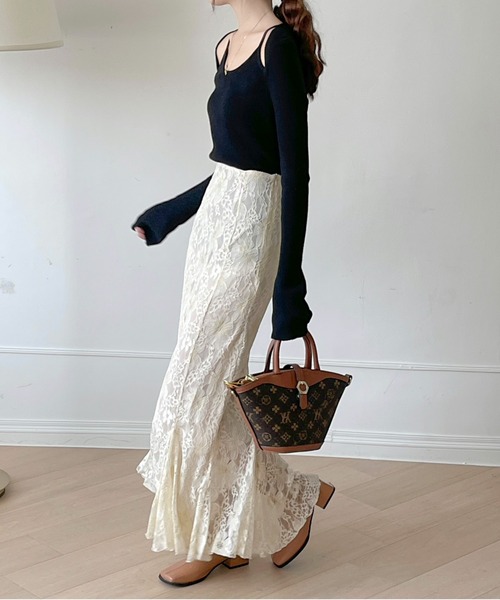 emi+(エミプラス)の「花柄レースハイウエストマーメードスカート(スカート・レディース・ブラック/ブラウン/アイボリー/ブルー/ネイビー・S/M)」の13枚目の写真