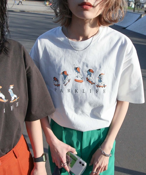 Chillfar（チルファー）の「ヴィンテージイラストTシャツ/コットン100％（Tシャツ/カットソー・レディース・ホワイト/パープル/ブルー/グリーン/オートミール/チャコール/ホワイト系/グレー系/アイボリー系/グリーン系/ブルー系/パープル系・FREE）」の17枚目の写真