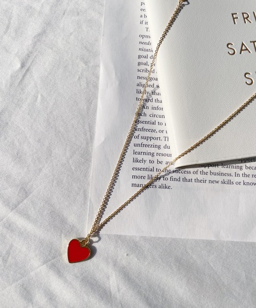 at12:03（アットイチニーゼロサン）の「ハートモチーフネックレス（ネックレス・レディース・ホワイト/ブラック/レッド・FREE）」の8枚目の写真