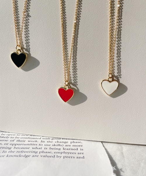 at12:03（アットイチニーゼロサン）の「ハートモチーフネックレス（ネックレス・レディース・ホワイト/ブラック/レッド・FREE）」の14枚目の写真