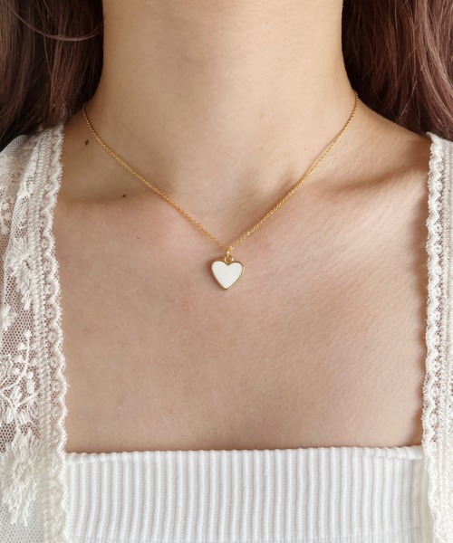 at12:03（アットイチニーゼロサン）の「ハートモチーフネックレス（ネックレス・レディース・ホワイト/ブラック/レッド・FREE）」の9枚目の写真