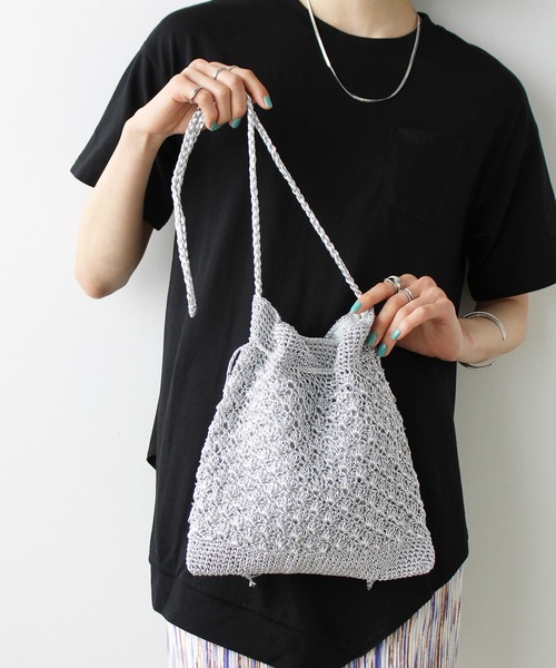 GeeRA（ジーラ）の「柄編みかごショルダーバッグ（ショルダーバッグ・レディース・ブラック/シルバー/ゴールド・FREE）」の2枚目の写真