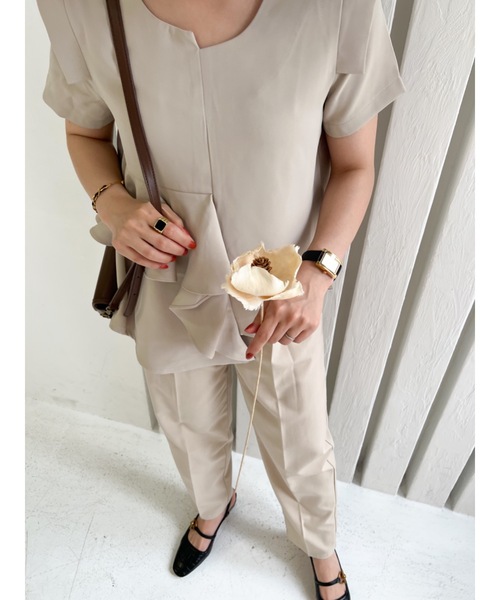 JUMELLE（ジュメロ）の「ラジカルデザイントップ（シャツ/ブラウス・レディース・ベージュ・FREE）」の7枚目の写真