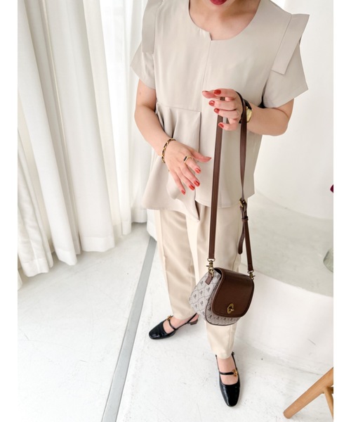 JUMELLE（ジュメロ）の「ラジカルデザイントップ（シャツ/ブラウス・レディース・ベージュ・FREE）」の15枚目の写真