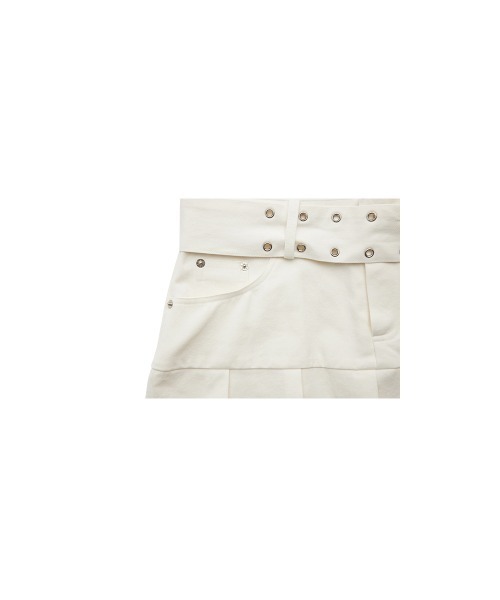 CRANK（クランク）の「A'GEM/9 × .kom『CRANK/クランク』EYELET BELT PLEATS SKIRT/アイレットベルト プリーツ スカート（スカート・メンズ・ブラック/ホワイト・S/M）」の5枚目の写真