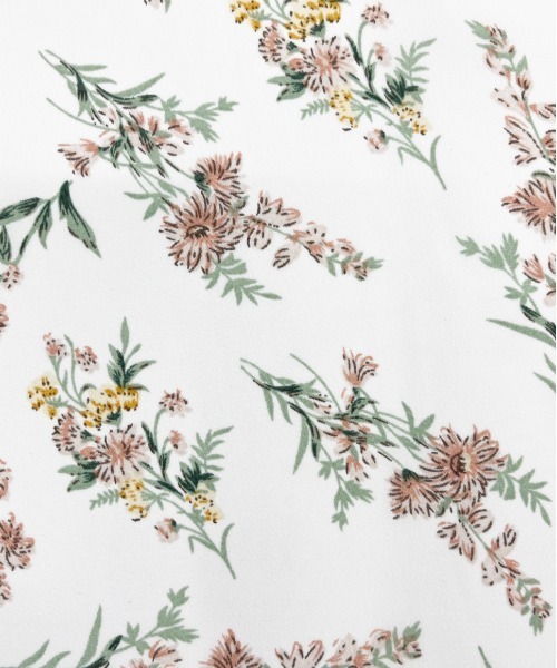 apres jour(アプレジュール)の「フレアスリーブワンピース【ZOZOTOWN限定アイテム】(ワンピース・レディース・アイボリー/ラベンダー/ホワイト系その他・X-LARGE/フリー)」の20枚目の写真