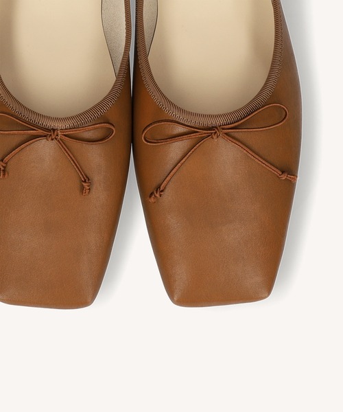 MAMIAN（マミアン）の「スクエアトゥ バレエシューズ（バレエシューズ・レディース・ホワイト/ブラック/ブラウン・22.5cm/23.5cm/24.5cm/23.0cm/24.0cm/25.0cm）」の15枚目の写真