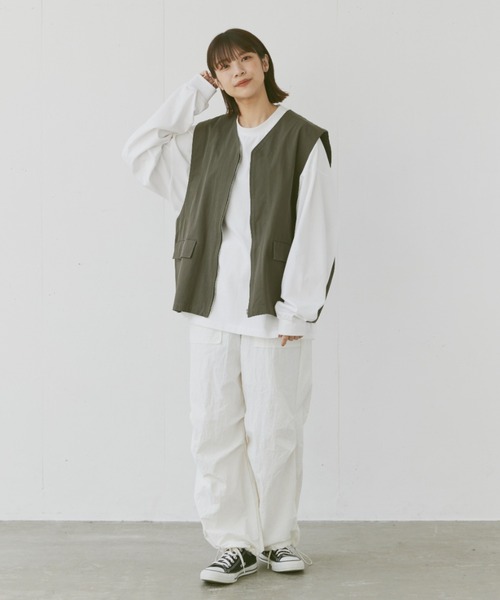 flaner（フラネ）の「Loose military nylon pants/ルーズミリタリーナイロンパンツ（その他パンツ・レディース・ホワイト/ブラック/カーキ・SMALL/MEDIUM/LARGE）」の17枚目の写真