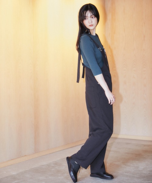 emmi（エミ）の「【emmi atelier】フロントファスナー付きサロペット（サロペット/オーバーオール・レディース・ブラック/オフホワイト・1/0）」の22枚目の写真