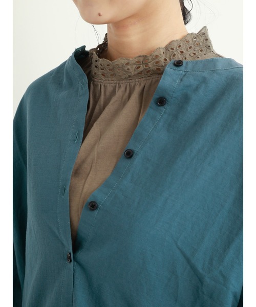 Samansa Mos2(サマンサ モスモス)の「スタンド襟レースノースリーブカットソー(Tシャツ/カットソー・レディース・オフホワイト/モカ/チャコール/キナリ・フリ-)」の11枚目の写真