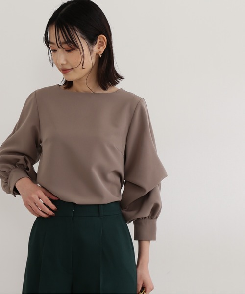 NATURAL BEAUTY BASIC(ナチュラルビューティーベーシック)の「2WAYスリーブブラウス(シャツ/ブラウス・レディース・ブラウン/オフホワイト/ダークオレンジ・SMALL/MEDIUM)」の20枚目の写真