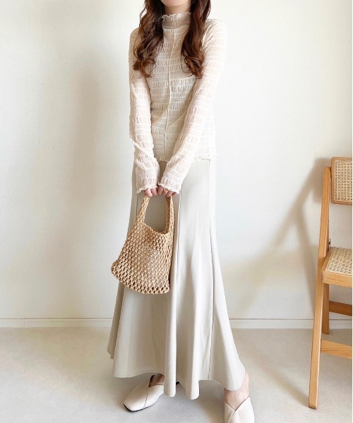 cle（クレ）の「シャーリングシアートップス（Tシャツ/カットソー・レディース・アイボリー・FREE）」の2枚目の写真