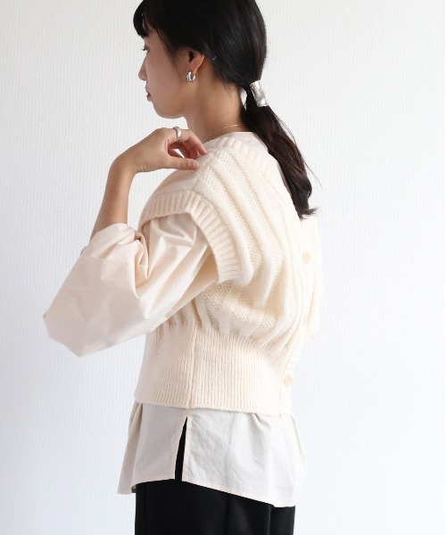 cepo（セポ）の「ショートニットベスト　２WAY（ベスト・レディース・ダークブラウン/グリーン/オフホワイト・M）」の4枚目の写真