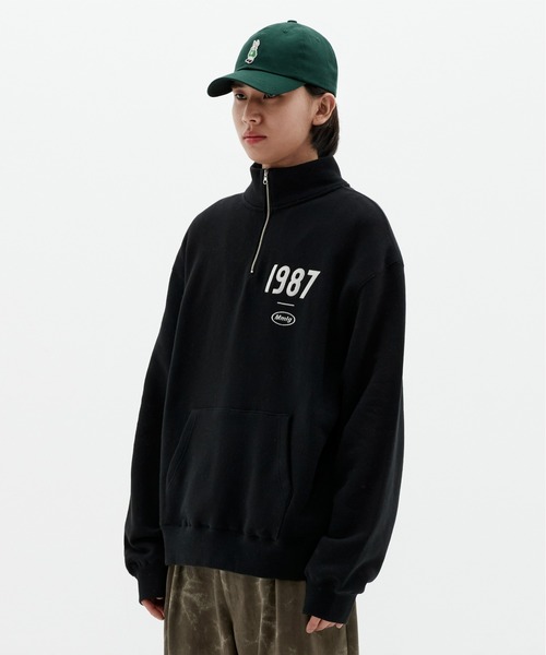 87mm(87mm)の「【87MM / Mmlg】19MG HALF-ZIP SWEAT / パルチムエムエム Mmlg 19MG ハーフジップ ロゴ スウェットシャツ(スウェット・レディース・ナチュラル/グレー/ブラウン/ブラック・MEDIUM/LARGE/SMALL)」の2枚目の写真
