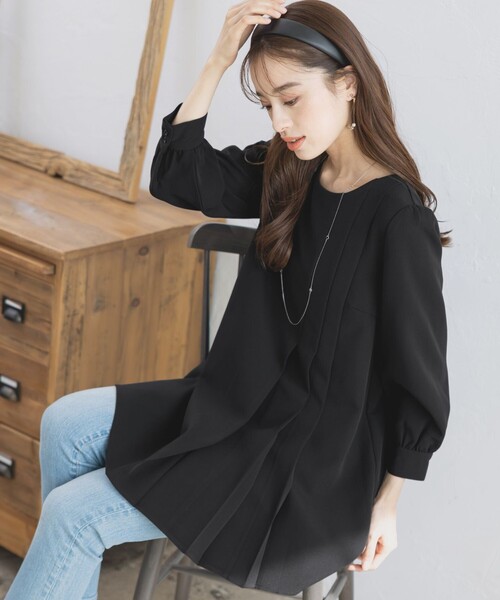 Tiaclasse(ティアクラッセ)の「【洗える】アシンメトリ―タックチュニックブラウス(チュニック・レディース・ブルー/ブラック/パープル/グレイッシュベージュ・S/M/L)」の12枚目の写真