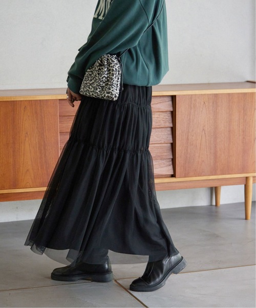 SLOBE IENA(スローブイエナ)の「《追加》チュールシャーリングギャザースカート(スカート・レディース・ブラック/アイボリー・FREE)」の17枚目の写真