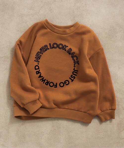 BREEZE（ブリーズ）の「【一部WEB限定カラー】あったかロゴプリントトレーナー_裏シャギー（スウェット・キッズ・キャメル/ベージュ/ワインレッド/ブラウン/ブラック/カーキ/ネイビー・110/140/150/100/90/120/130）」の6枚目の写真