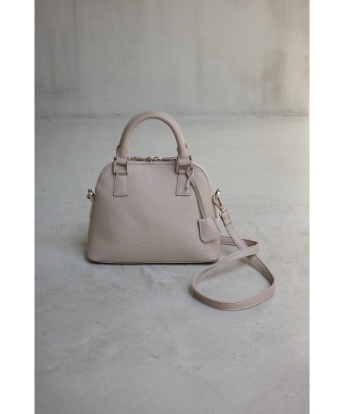 AZUL by moussy（アズールバイマウジー）の「DOUBLE ZIPPER HAND BAG/ダブルジッパーハンドバッグ（ハンドバッグ・レディース・ライトブルー/ブラック/アイボリー/ブルー/シルバー/グレー/グリーン/ベージュ/ライトグリーン・FREE）」の4枚目の写真