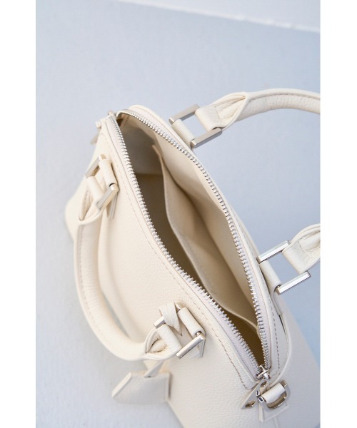 AZUL by moussy（アズールバイマウジー）の「DOUBLE ZIPPER HAND BAG/ダブルジッパーハンドバッグ（ハンドバッグ・レディース・ライトブルー/ブラック/アイボリー/ブルー/シルバー/グレー/グリーン/ベージュ/ライトグリーン・FREE）」の14枚目の写真