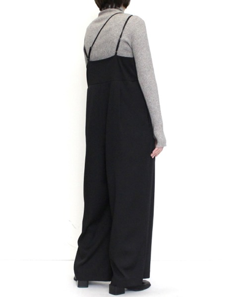 STYLEBLOCK(スタイルブロック)の「ツイルキャミオールインワン(サロペット/オーバーオール・レディース・ブラック/ホワイト系その他/グレイッシュベージュ・M)」の7枚目の写真