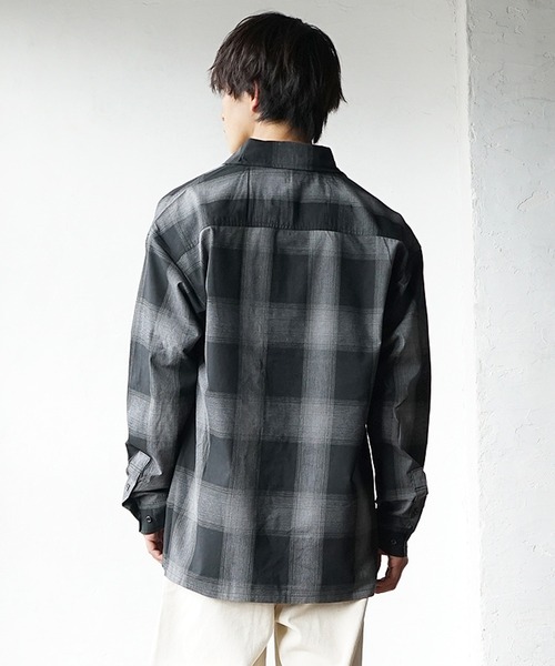 MinoriTY（マイノリティ）の「オンブレーチェック 長袖シャツ レギュラーカラーシャツ（シャツ/ブラウス・メンズ・ブラウン/ブルー/チャコール・L/M）」の6枚目の写真