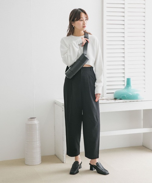 KBF(ケイビーエフ)の「ラグランショートスウェット(スウェット・レディース・ネイビー/グレー/オフホワイト・ONE)」の9枚目の写真