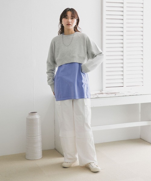 KBF(ケイビーエフ)の「ラグランショートスウェット(スウェット・レディース・ネイビー/グレー/オフホワイト・ONE)」の19枚目の写真