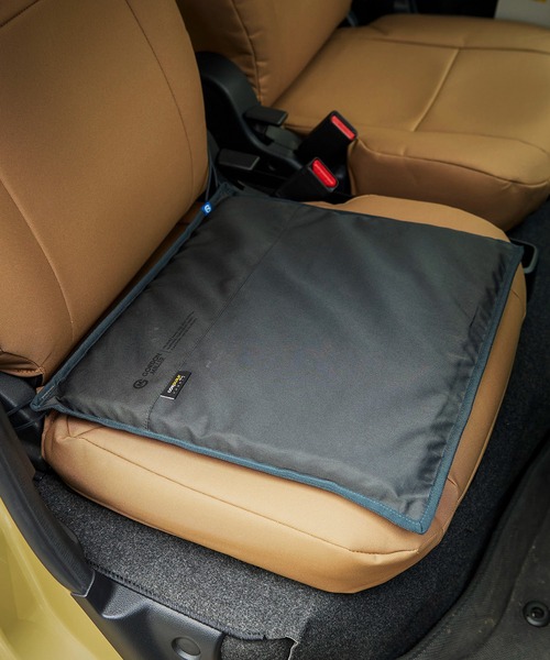 GORDON MILLER(ゴードンミラー)の「GORDON MILLER(ゴードンミラー)CORDURA(コーデュラ)ジェルシートクッション GM506(トラベルグッズ・メンズ・オリーブドラブ/ダークグレー/タン/ブラック・ONE SIZE)」の3枚目の写真