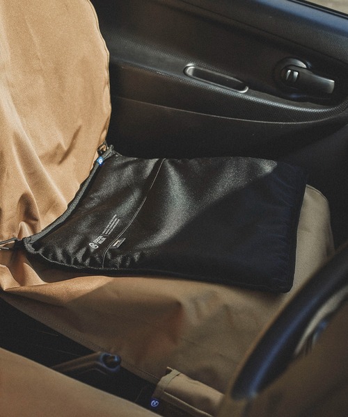 GORDON MILLER(ゴードンミラー)の「GORDON MILLER(ゴードンミラー)CORDURA(コーデュラ)ジェルシートクッション GM506(トラベルグッズ・メンズ・オリーブドラブ/ダークグレー/タン/ブラック・ONE SIZE)」の7枚目の写真