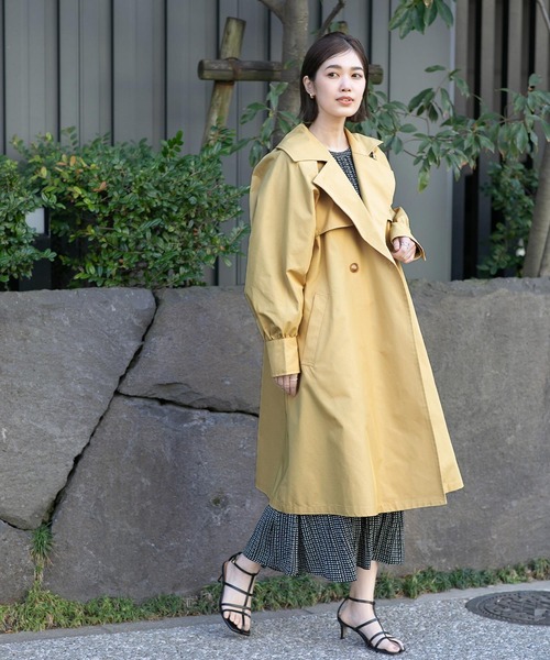 fredy emue（フレディエミュ）の「CNyビッグスリーブトレンチコート