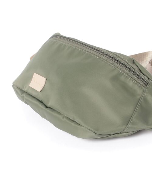 Legato Largo(レガートラルゴ)の「Legato Largo/ レガートラルゴ / ブラッシュアップナイロン クロスボディ / LT-D1231(ボディバッグ/ウエストポーチ・レディース・ブルー/オリーブ/ブラック/ベージュ系その他・ONESIZE)」の10枚目の写真