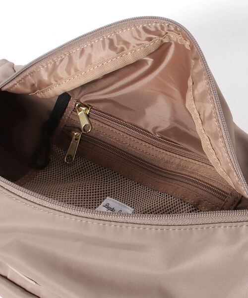 Legato Largo(レガートラルゴ)の「Legato Largo/ レガートラルゴ / ブラッシュアップナイロン クロスボディ / LT-D1231(ボディバッグ/ウエストポーチ・レディース・ブルー/オリーブ/ブラック/ベージュ系その他・ONESIZE)」の5枚目の写真
