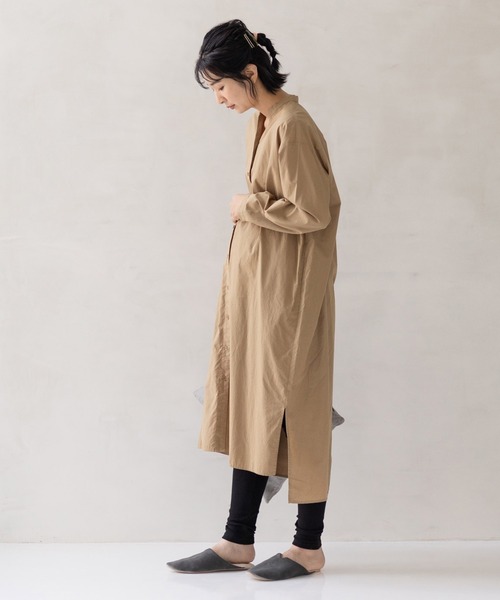 フェリシモMama(フェリシモママ)の「Moredde マタニティから産後も使える しめつけないのが心地いいウエストクロス仕様のリブレギンス(マタニティウェア/グッズ・レディース・グレー/ブラック/ダークグレー・MEDIUM/LARGE/X-LARGE/XX-LARGE)」の6枚目の写真