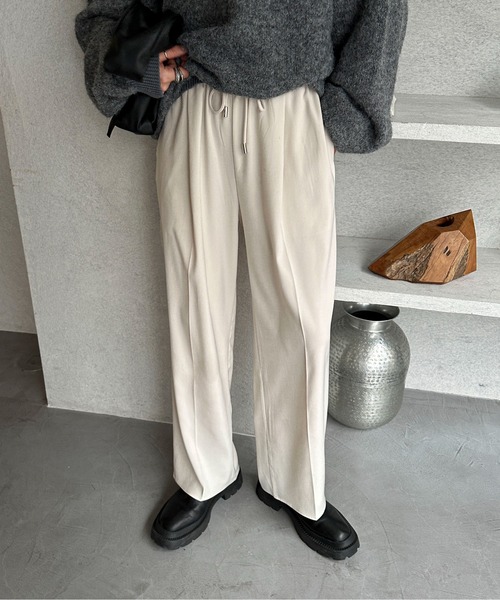 feepur（フェピュール）の「タックイージースラックス（スラックス・レディース・ブルー/グレー/ブラック/アイボリー・SMALL/MEDIUM）」の2枚目の写真