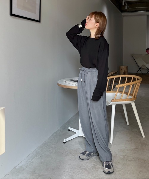 feepur（フェピュール）の「タックイージースラックス（スラックス・レディース・ブルー/グレー/ブラック/アイボリー・SMALL/MEDIUM）」の10枚目の写真