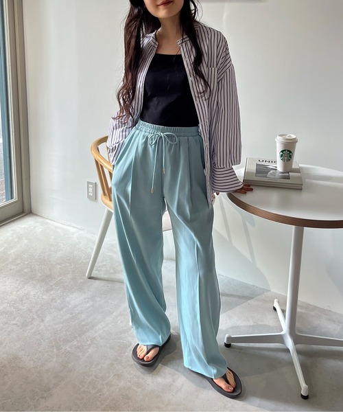 feepur（フェピュール）の「タックイージースラックス（スラックス・レディース・ブルー/グレー/ブラック/アイボリー・SMALL/MEDIUM）」の14枚目の写真