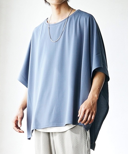 MinoriTY(マイノリティ)の「【MinoriTY】バックスリットポンチョTシャツ オーバーサイズ メンズ(Tシャツ/カットソー・メンズ・ブラック/グリーン/ブルー/グレイッシュベージュ・M/L/S)」の15枚目の写真