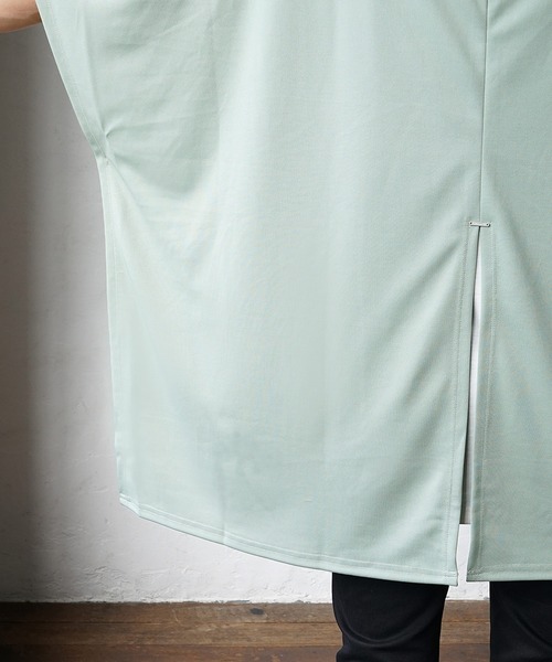 MinoriTY(マイノリティ)の「【MinoriTY】バックスリットポンチョTシャツ オーバーサイズ メンズ(Tシャツ/カットソー・メンズ・ブラック/グリーン/ブルー/グレイッシュベージュ・M/L/S)」の21枚目の写真