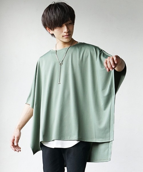 MinoriTY(マイノリティ)の「【MinoriTY】バックスリットポンチョTシャツ オーバーサイズ メンズ(Tシャツ/カットソー・メンズ・ブラック/グリーン/ブルー/グレイッシュベージュ・M/L/S)」の10枚目の写真