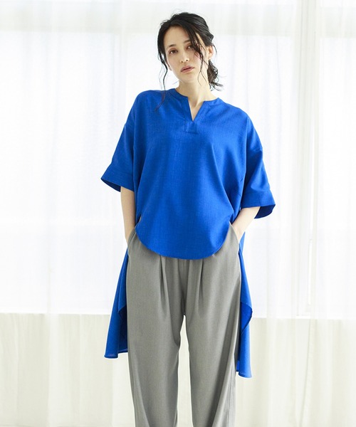 OSMOSIS(オズモーシス)の「フレアーヘムブラウス(シャツ/ブラウス・レディース・ブルー/ブラック/ホワイト・ONE SIZE)」の3枚目の写真