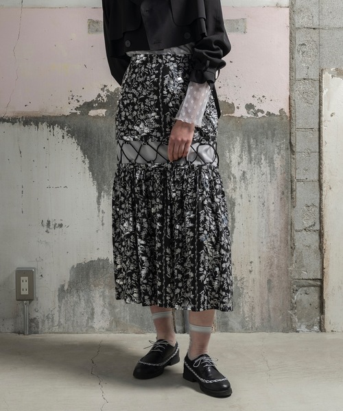mintdesigns（ミントデザインズ）の「POTTERY SKIRT / ポッタリースカート（スカート・レディース・ブラック/ブルー・2）」の2枚目の写真