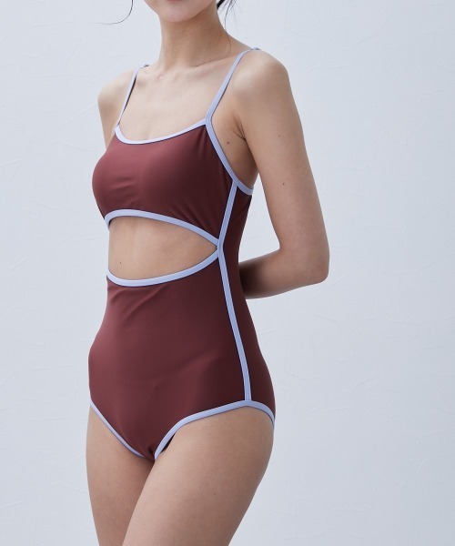 QFORON(キュフォロン)の「カットアウトパイピングワンピース水着(水着・レディース・ブラウン・LL/L/M)」の14枚目の写真