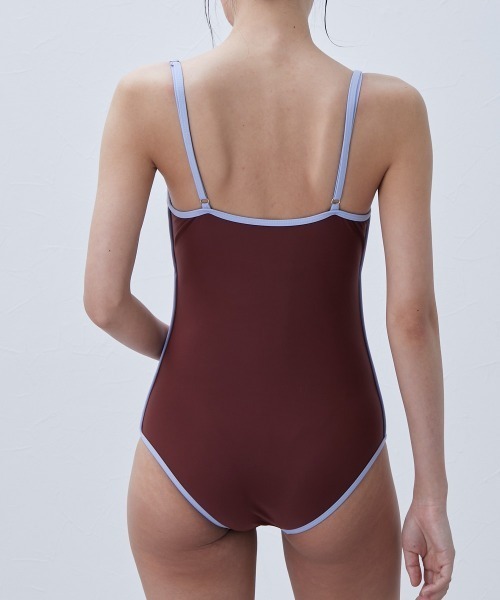 QFORON(キュフォロン)の「カットアウトパイピングワンピース水着(水着・レディース・ブラウン・LL/L/M)」の15枚目の写真