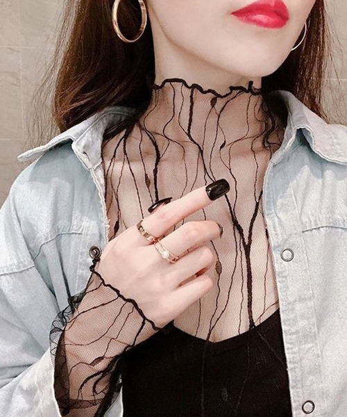 DAY CLOSET(デイ クローゼット)の「レディース 長袖レースシアー刺繍メロウタートルネックトップス(シャツ/ブラウス・レディース・アイボリー/ブラック/ホワイト・ONE SIZE)」の4枚目の写真