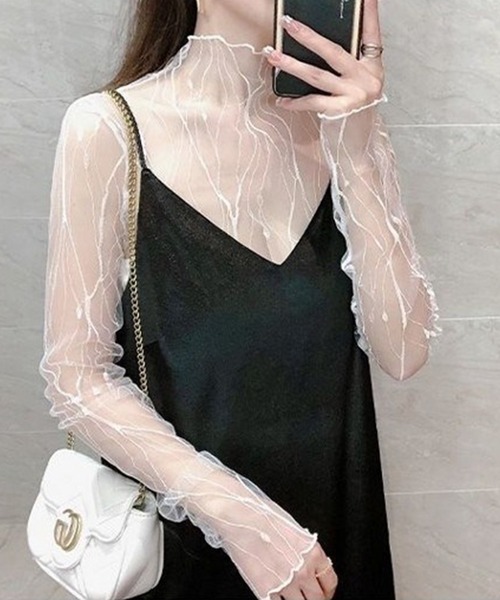 DAY CLOSET(デイ クローゼット)の「レディース 長袖レースシアー刺繍メロウタートルネックトップス(シャツ/ブラウス・レディース・アイボリー/ブラック/ホワイト・ONE SIZE)」の9枚目の写真