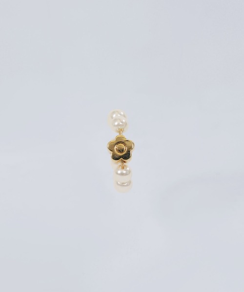 MARY QUANT（マリークワント）の「メタルポイントパール イヤカフ（イヤーカフ・レディース・ゴールド・FREE）」の4枚目の写真