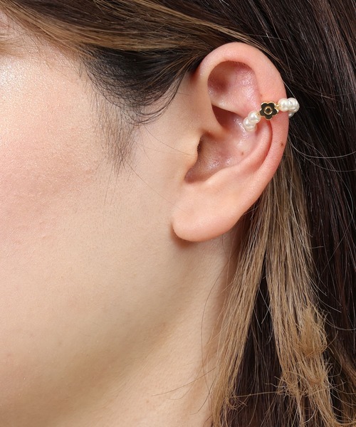 MARY QUANT（マリークワント）の「メタルポイントパール イヤカフ（イヤーカフ・レディース・ゴールド・FREE）」の2枚目の写真