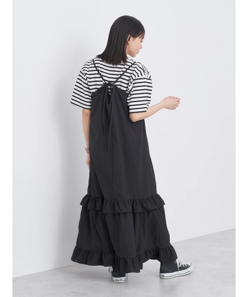 earth music&ecology(アースミュージックアンドエコロジー)の「ティアードキャミワンピース(ワンピース・レディース・ベージュ/ブラック・FREE)」の6枚目の写真