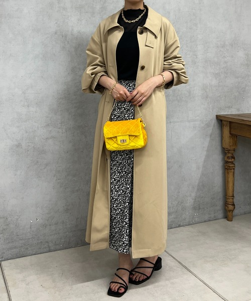 un dix cors（アンディコール）の「チェーンベロアキルティングバッグ